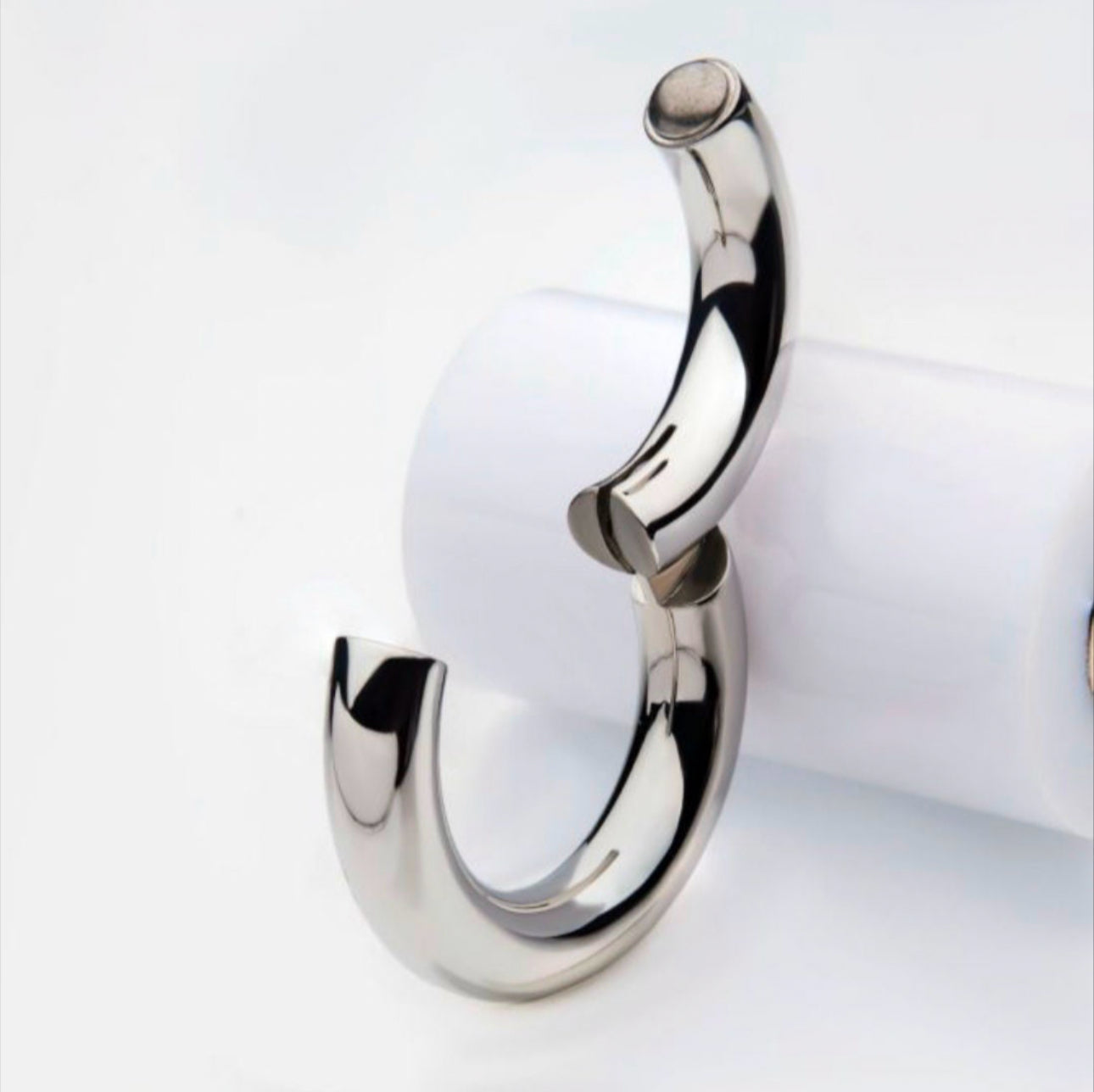 Titanium hinged segment clicker | nose ring | nostril hoop | seamless ring | ear hoop | daith hoop | nickel free