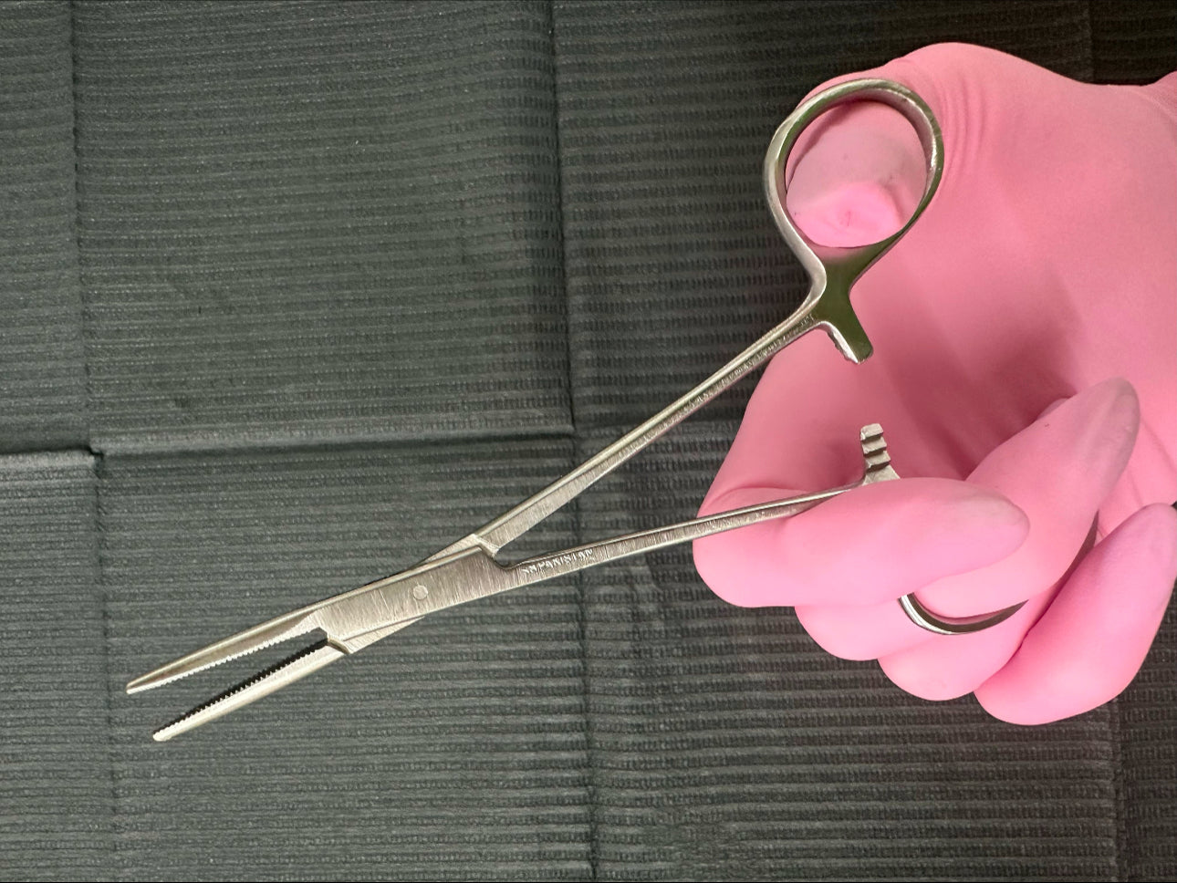 Piercing forceps for jewelry change | hemostats | piercing tools
